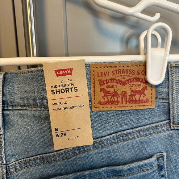Levi's Denim Shorts - Picture 4 of 4